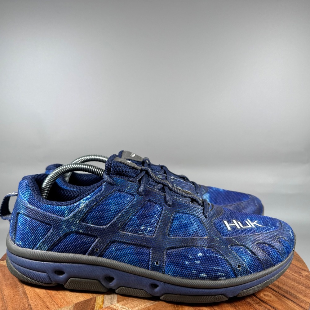 Huk Attack Mens Fishing Shoes Blue Camo Subphantis Night Vision Size 10.5